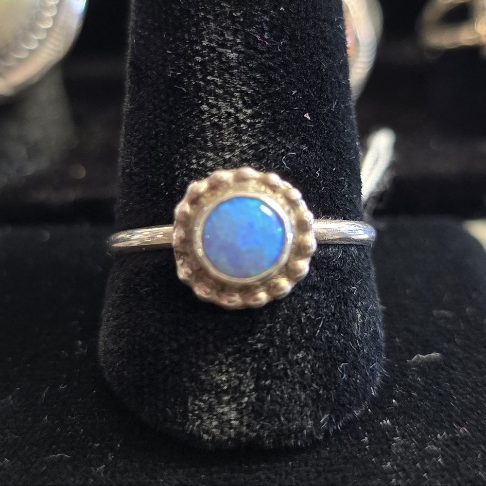 Beautiful Navajo made Blue Opal sterling silver ring size 9